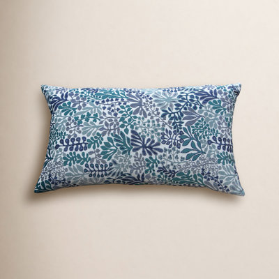 Wyat 20" x 12" Throw Pillow