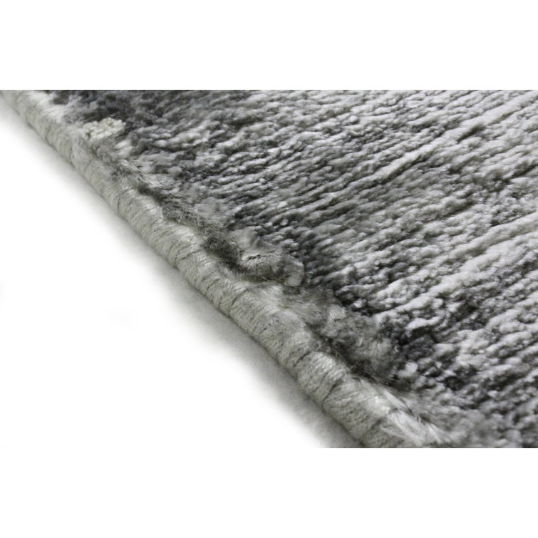 Adelia Hand Loomed Silk Gray Rug