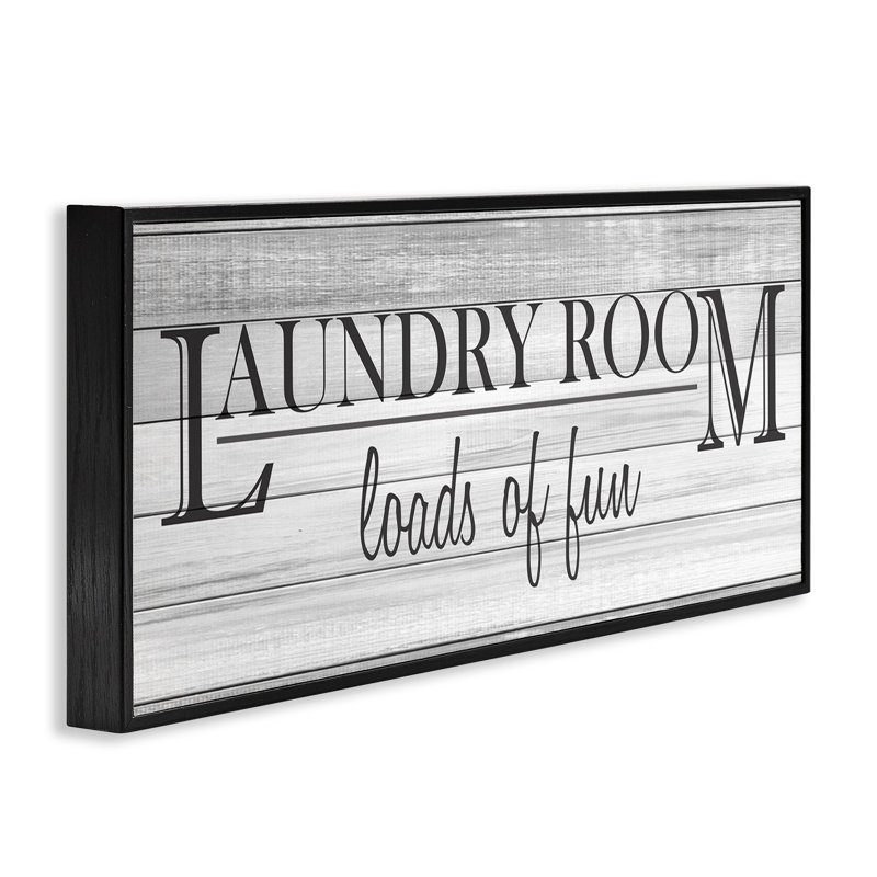 «Fun Laundry Laundry», H 13 po x l 30 po x P 1,5 po, Giclée encadrée noir minuit