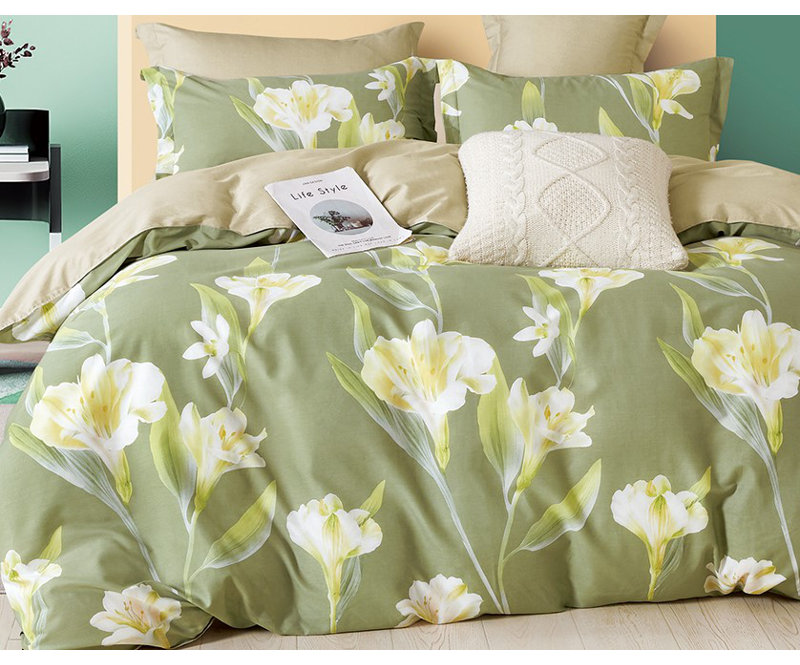 Cotton Twill Floral Comforter, King Comforrter + 2 King Shams