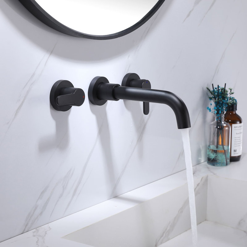 Robinet de salle de bain mural avec valve