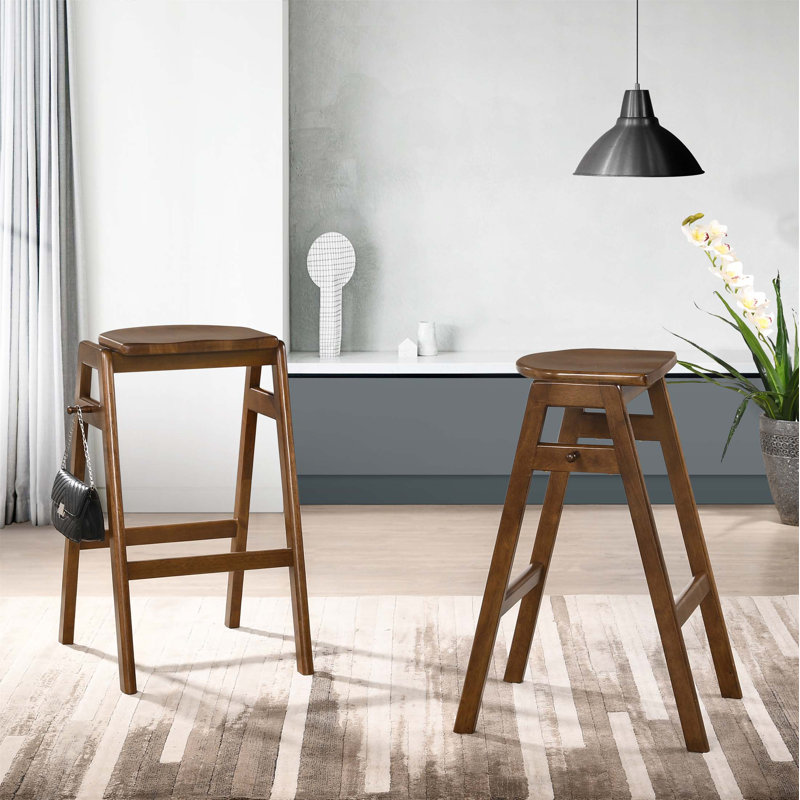 Ensemble de 2 tabourets de bar empilables en bois Malvern Mid-Century Modern