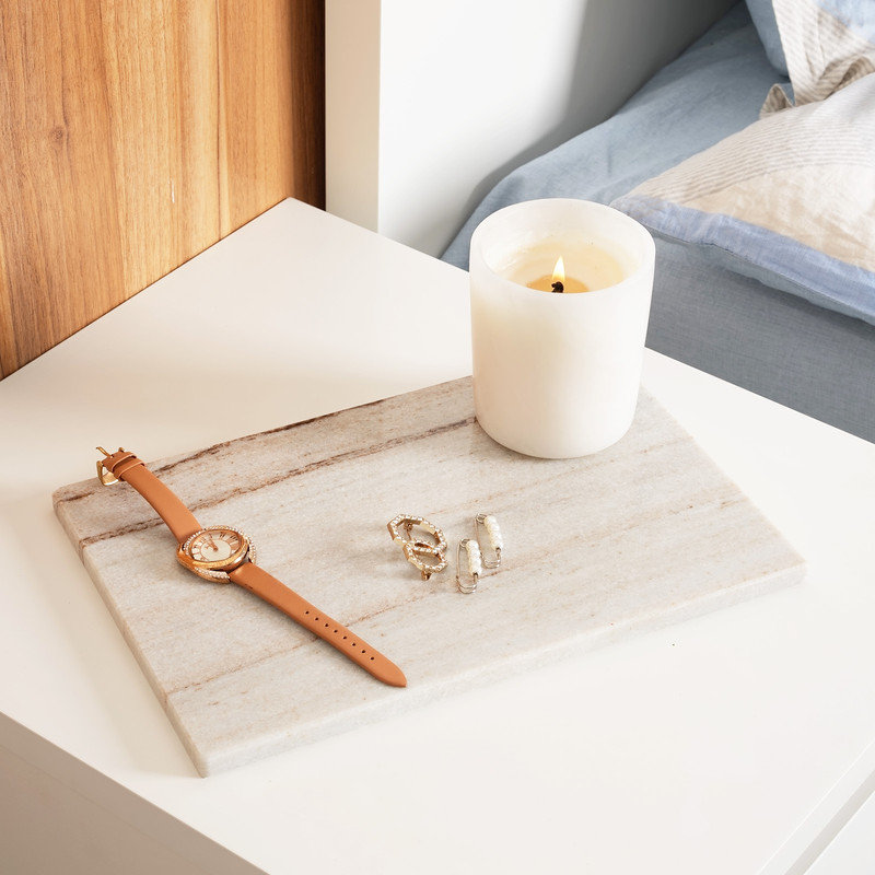 Plateau rectangulaire en marbre naturel Guein, Crystal White Wooden