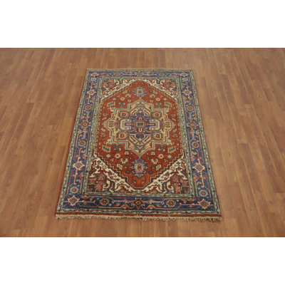 Luxurious Traditional Handmade Oriental Rug 4x6