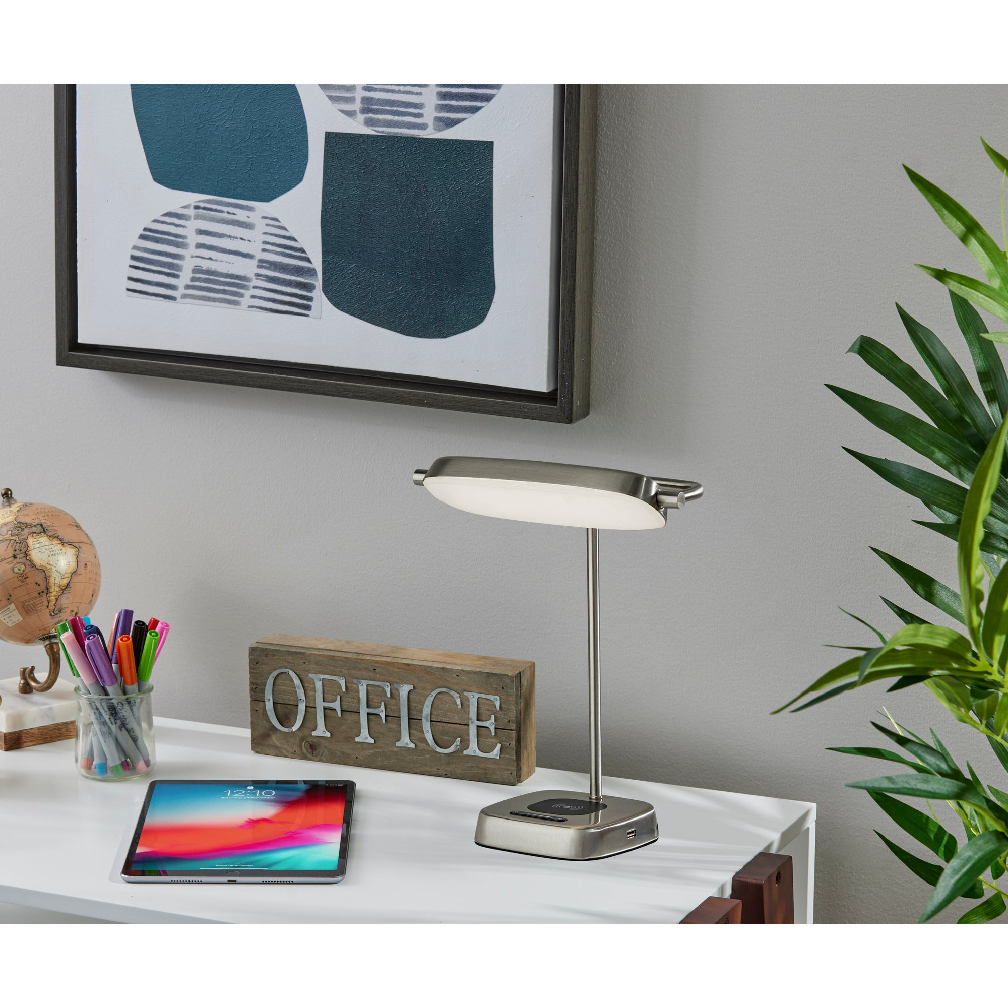 Metal USB Desk Lamp, Brushed Steel w. Frosted Diffuser, Brushed Steel