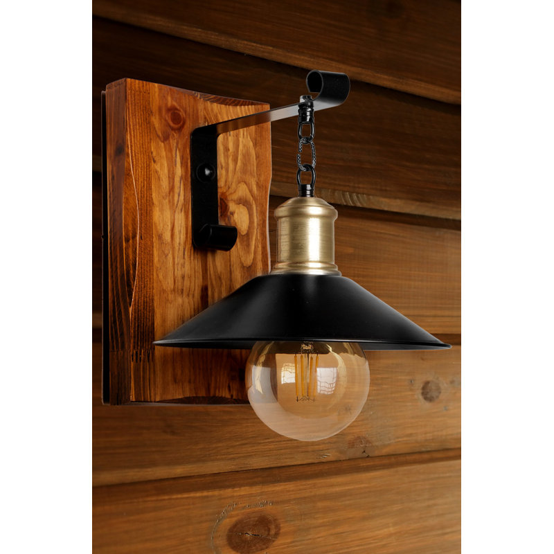 Belleview Wood LED Wallchiere