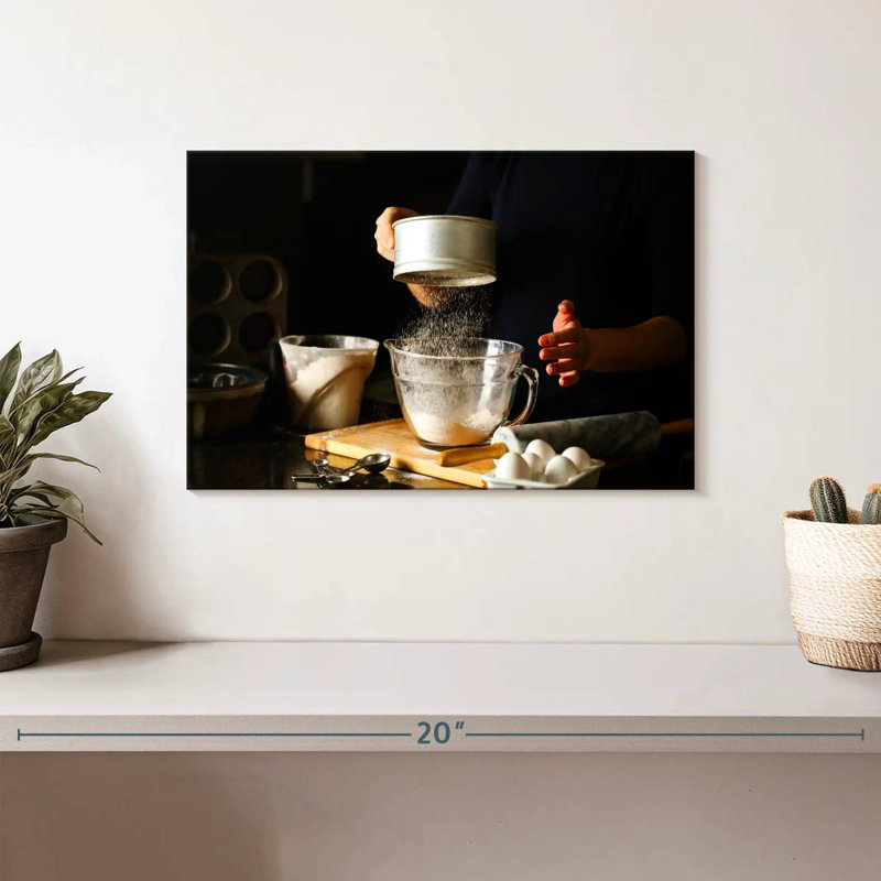 Senne Sifting Flour, 8" H x 12" W