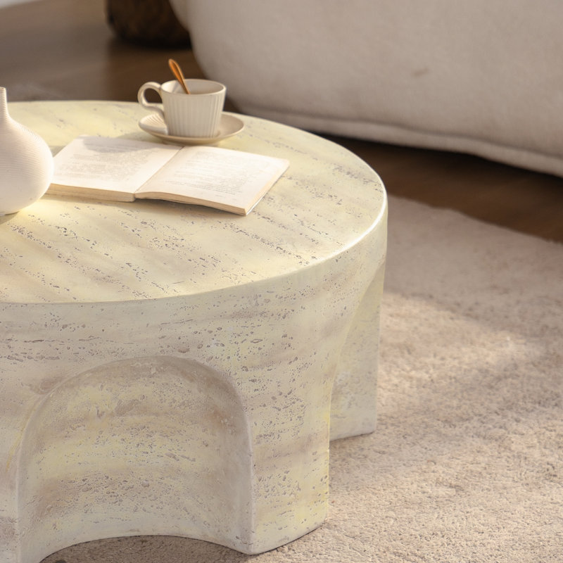 Round Accent Buentello with sturdy base
