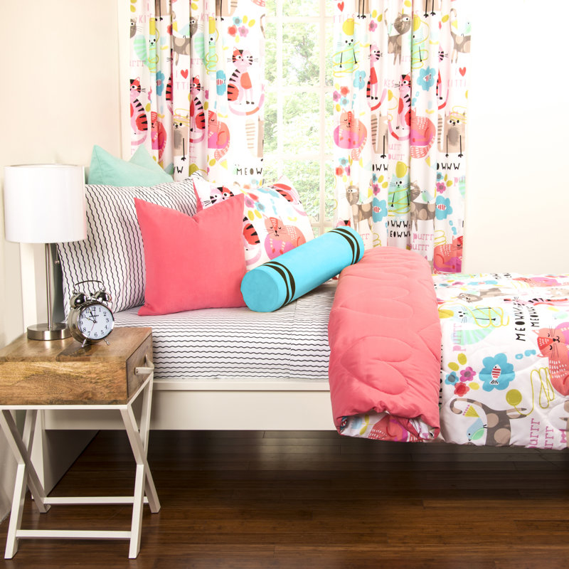 Crayola Purrty Cat Reversible Comforter Set, Twin