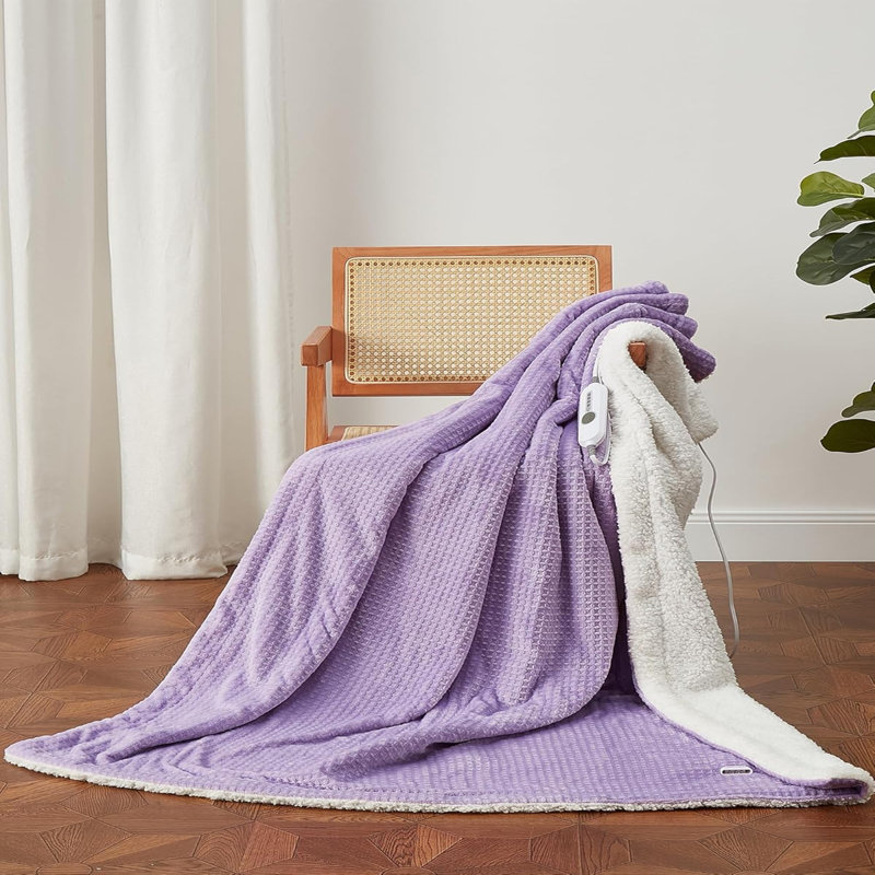 Couverture chauffante mauve 72 x 84 po