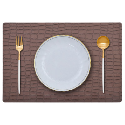 Wild Pattern PVC Placemats Set of 6 Heat Resistant Table Mats for Stylish Dining Table and Christmas Decor