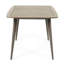 Manger en plein air avec style - Table carrée grise en bois avec des pieds droits pour une cour arrière