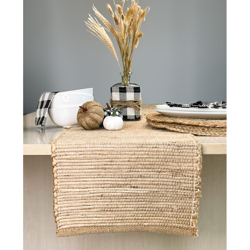 Chemin de table Pingham, 72 po x 13 po, Beige / brun clair