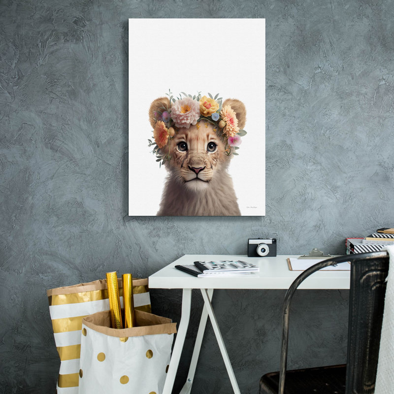 «Baby Lion» par Seven Trees Designs, art mural sur toile, H 26 po x l 18 po x P 0,75 po