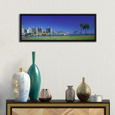 Honolulu Hawaii par Panoramic Images - reproduction de photo sur toile
