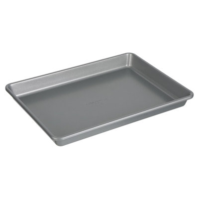 Calphalon 9 X 13 Inch Nonstick Heavy-Gauge Carbon Steel Brownie Pan in Silver