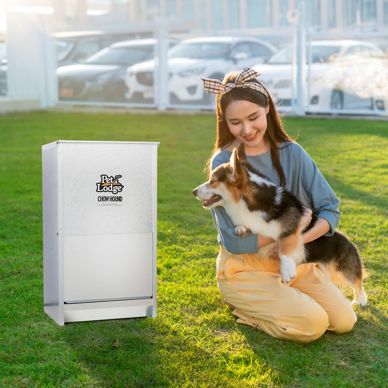 Chow Hound Large Dog Feeder Little Giant Pet Lodge Dry Food