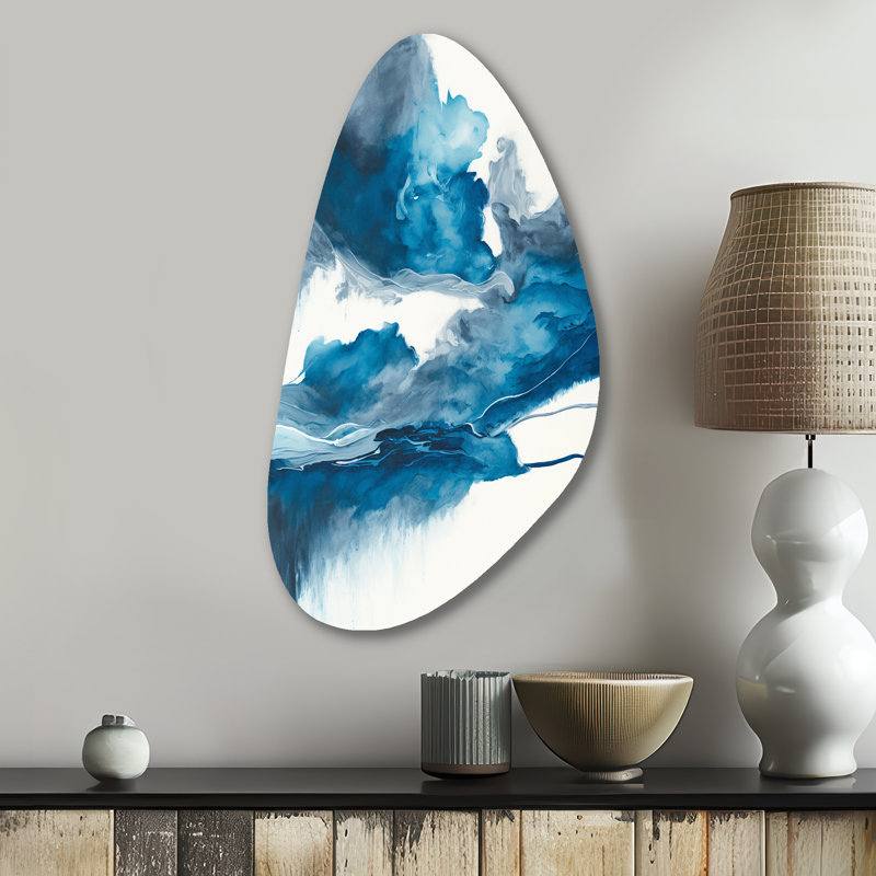À travers les nuages bleus saphir V - art mural asymétrique abstrait à l'encre liquide, H 31 po x l 17 po