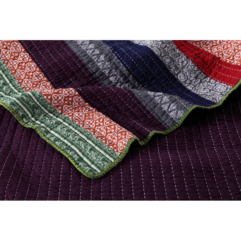 Marley Twin Reversible Cotton Quilt Set in Red and Plum