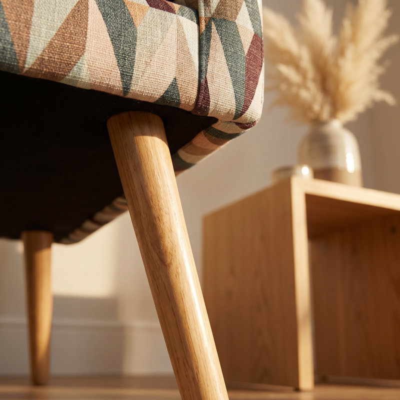 Chaise d'appoint compacte à motifs avec pieds en bois massif - Solution élégante pour petits espaces, Brun