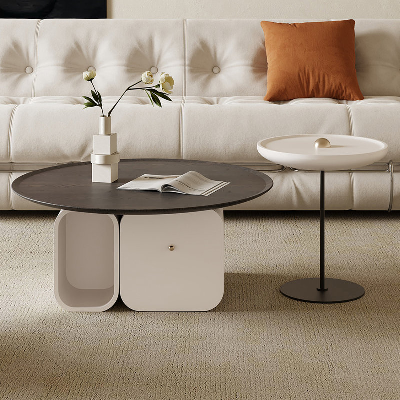 Table basse ronde simple de style crème