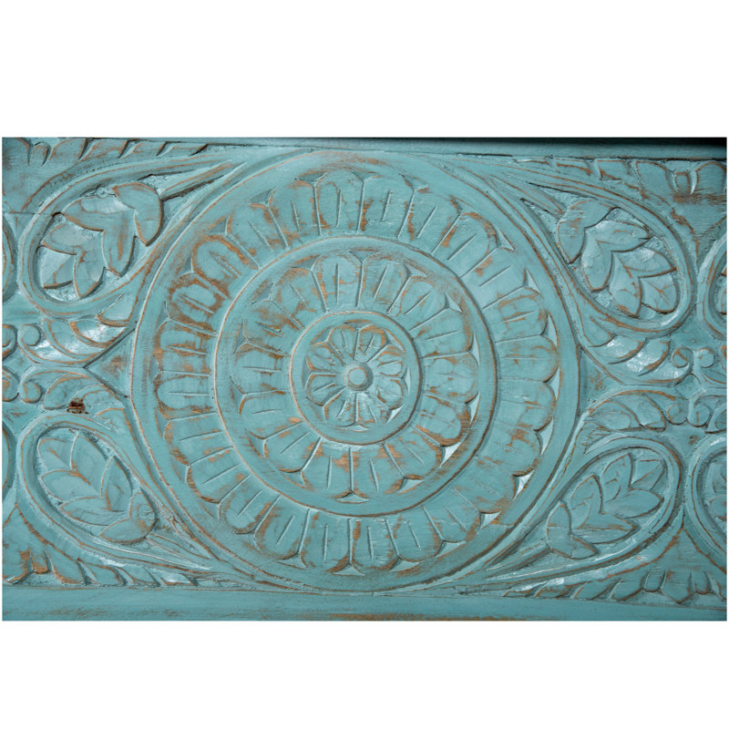 Eilifur Solid Wood Accent Trunk, Green