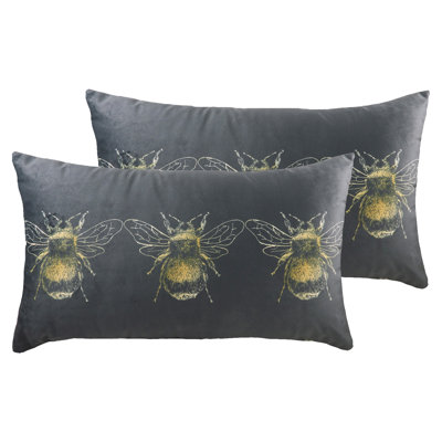 Geometric Rectangular Cushion