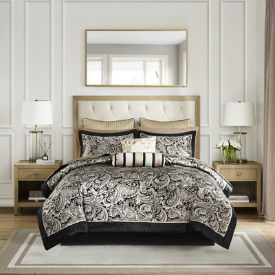 12 édredon, grand noir. Draps en coton. Comprend un édredon, des taies décoratives, des coussins décoratifs, une jupe de lit et un motif cachemire élégant. La routine de nettoyage sans effort de 12 pièces contient un motif cachemire gracieux. Tracas