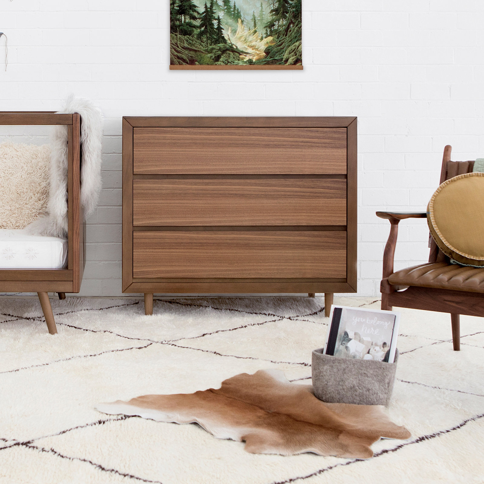 Nifty 2-Piece Nursery Furniture Set