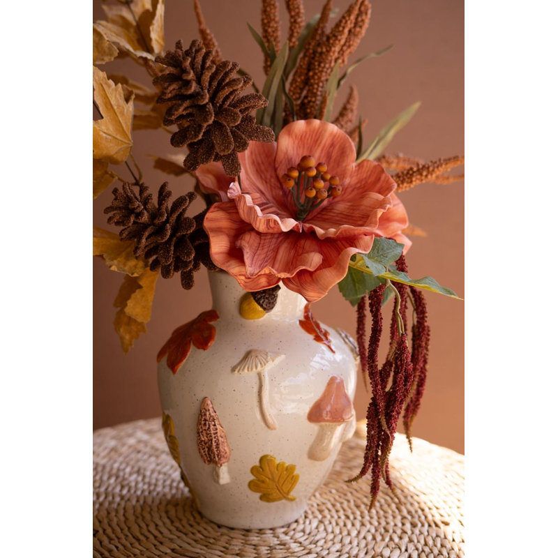 Vase en feuilles de céramique et champignons