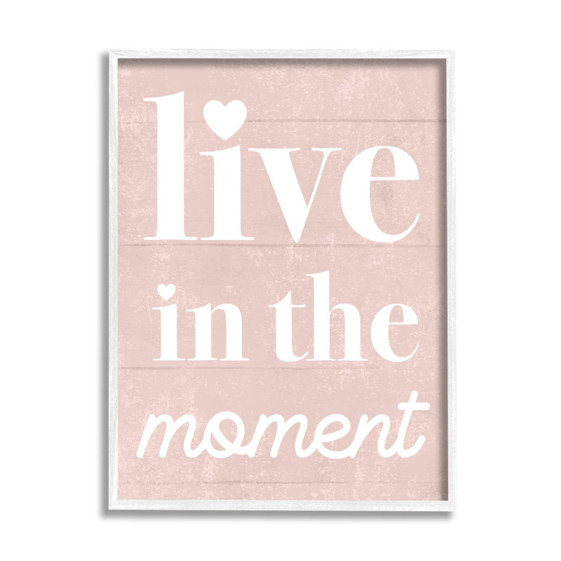 Live In The Moment, art de la giclée encadrée par Lil 'Rue, H 14 po x l 11 po x P 1,5 po, Giclée encadrée noir minuit