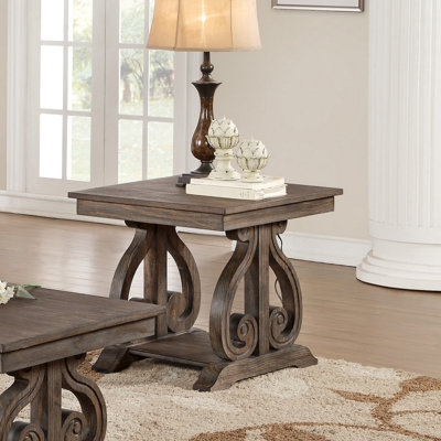 Table de bout classique classique avec tablette inférieure en chêne foncé et base à volutes avec support en bois 1pc