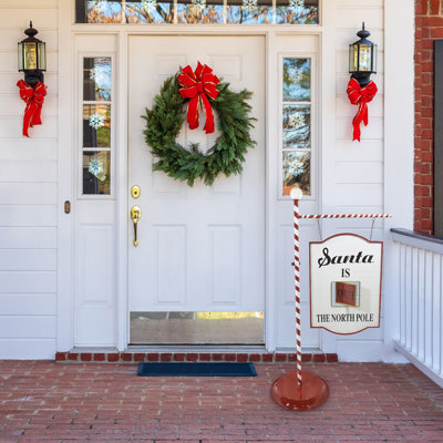 Lamp Post with Santa Claus North Pole Sign and Solar Finial Garden Stake -  Fraser Hill Farm, FFMTLAMP053-1WH