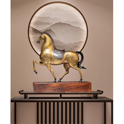 Figurine de cheval moderne entièrement plaquée or Modern