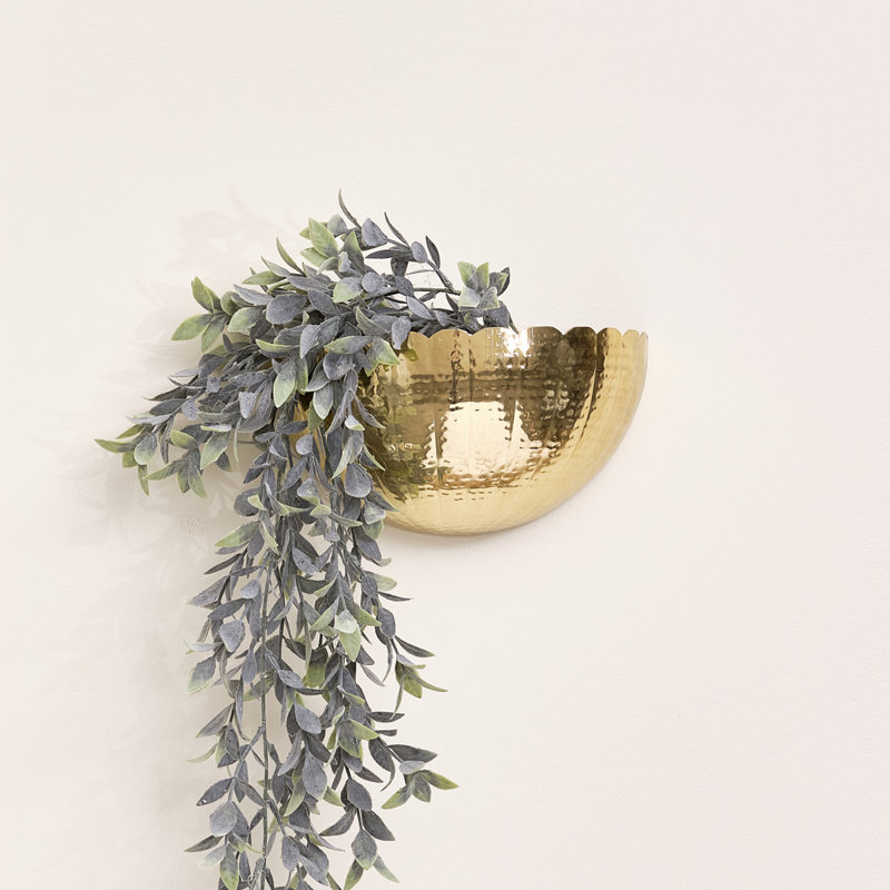 Aliyanah Metal Wall Planter