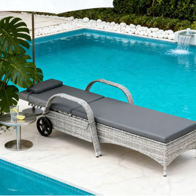 Adjustable Backrest Rattan Pool Lounge Chair,Outdoor Chaise Lounge With Wheels, Cushion & Headrest