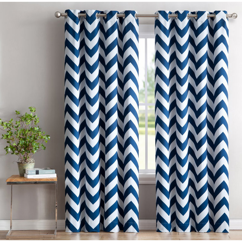 Paire de rideaux occultant et isolants avec œillets Bryttnee, Bleu marine, l 52 po x L 84 po