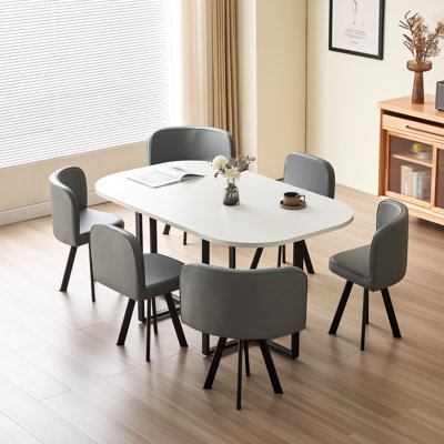 Leavittsburg 6 - Person Dining Set