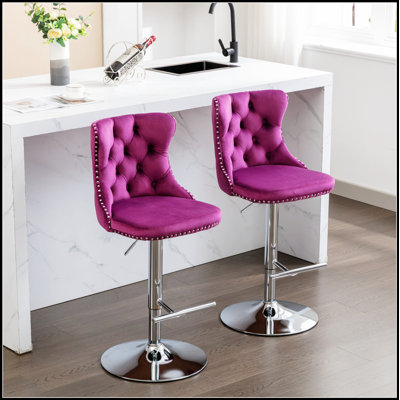 Tabourets de bar pivotants en velours avec hauteur de siège réglable, base chromée et dossier ergonomique pour plus de confort et de style