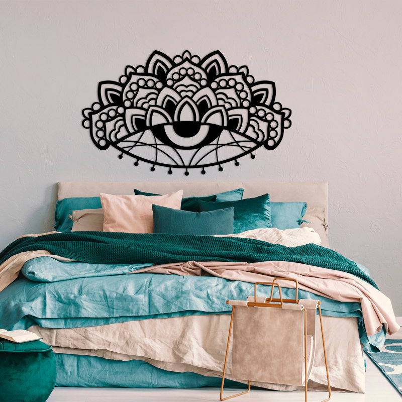 Décoration murale en métal, H 37 po x l 62 po x P 0,06 po, Noir