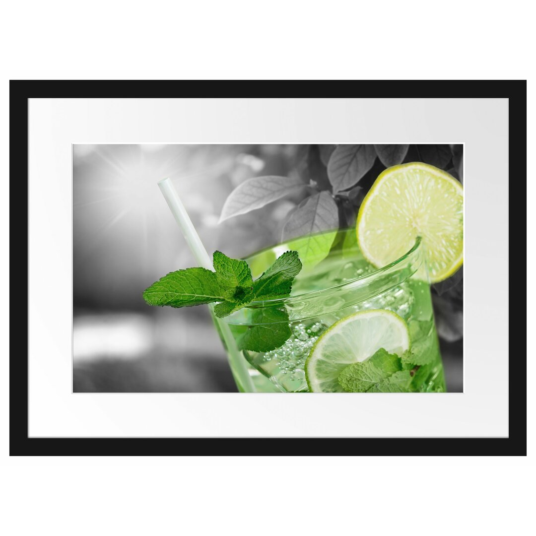 Gerahmtes Poster Erfrischender Mojito Cocktail