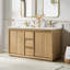 60 po. Clairence Meuble-lavabo autoportant à double cuve en chêne clair avec plateau en quartz de Carrare