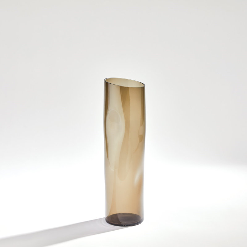Vase de table en verre, H 17,25 po x l 5 po x P 5,5 po, Brun