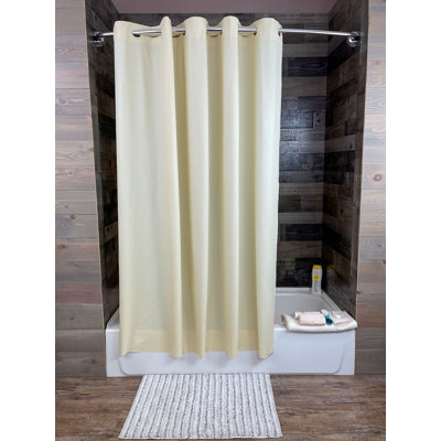 Rideau de douche simple en vinyle Pedroza