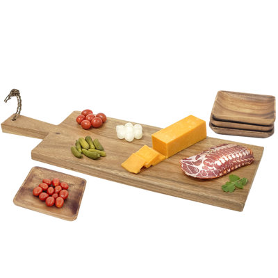 Palette en bois 23 po avec 4 plats de service carrés