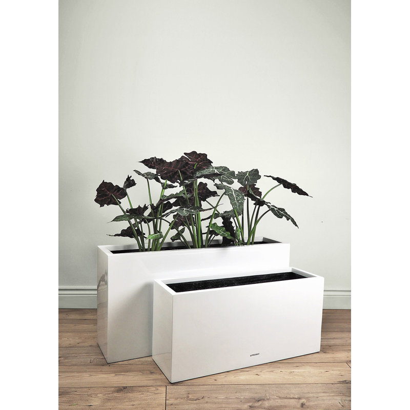 Boîte à fleurs Lux Box en fibre de verre au fini blanc brillant, H 20 po x l 40 po x P 10 po