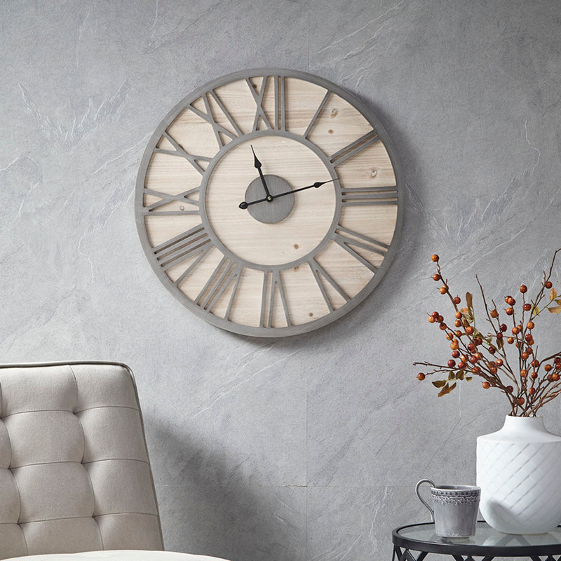 Horloge murale 23,6 po en bois naturel / gris - élégance rustique pour les styles intérieurs terreux