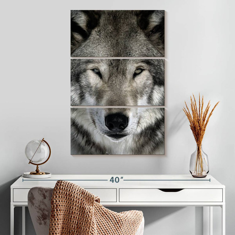 Brampt Gray Wolf Head, 32" H x 20" W