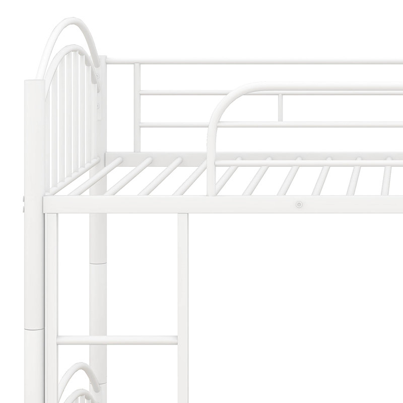 Lit superposé simple au-dessus d'un lit simple en métal avec conception détachable - divisé en deux lits séparés pour la chambre d'enfant ou la chambre d'amis