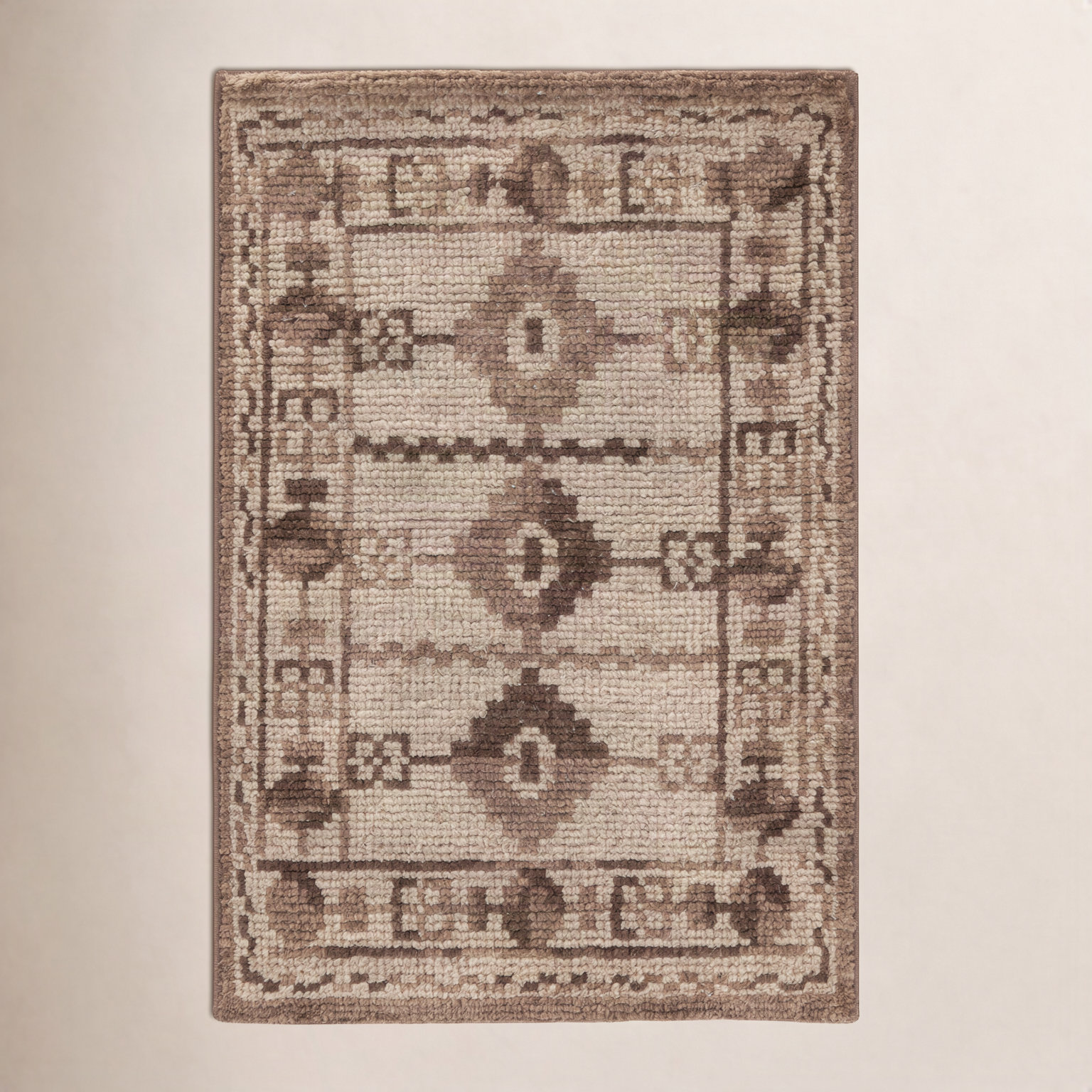 Vanna Hand-Knotted Oriental Wool Rug, Sand, 7'9x9'9
